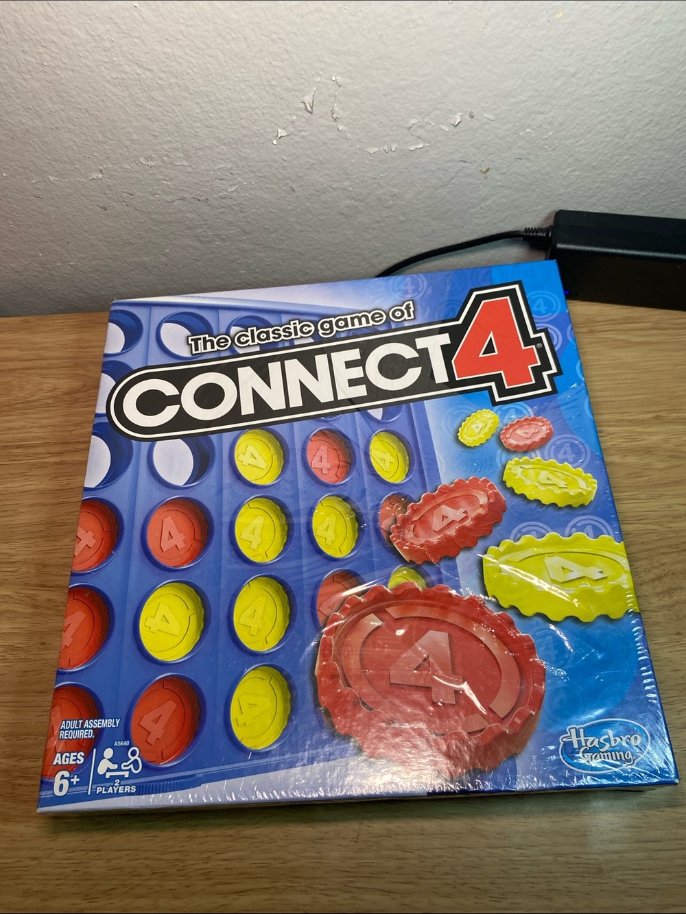Hasbro CONNECT 4 Classic Game - Red & Yellow